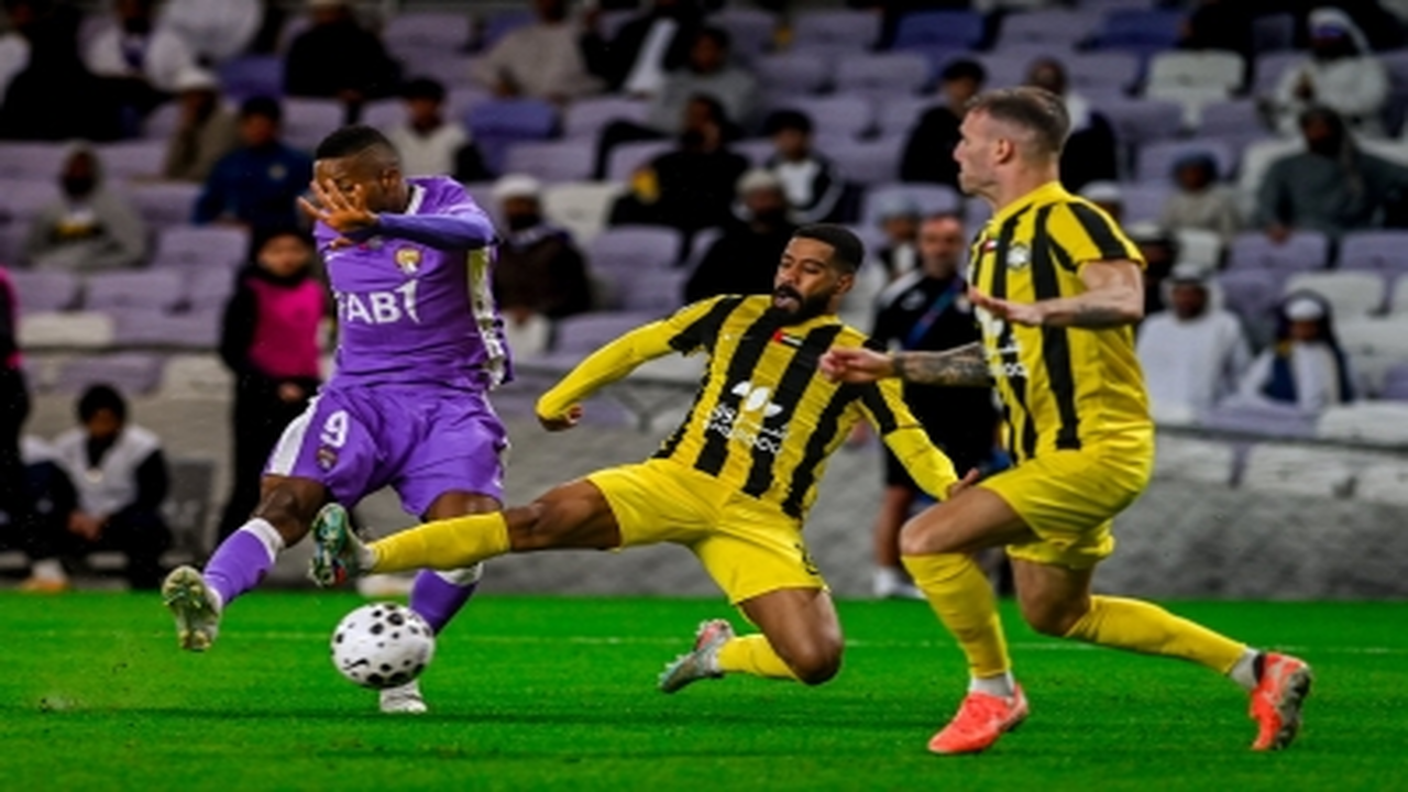 مواجهة قوية.. ثنائية لابا تعزز صدارة العين في الدوري الإماراتي